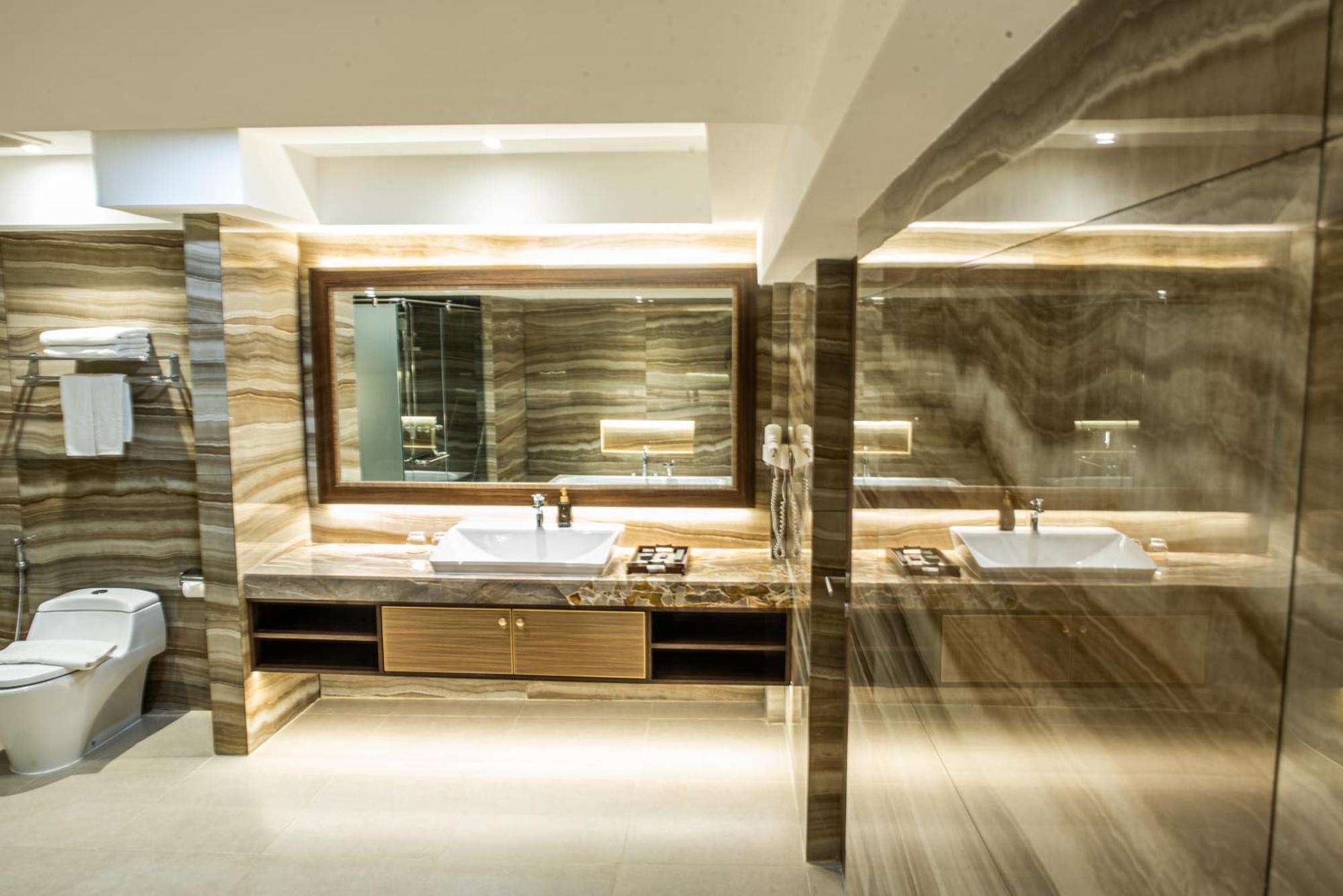 Dream Of Aventus Hotel Kuta كوتا الغرفة الصورة